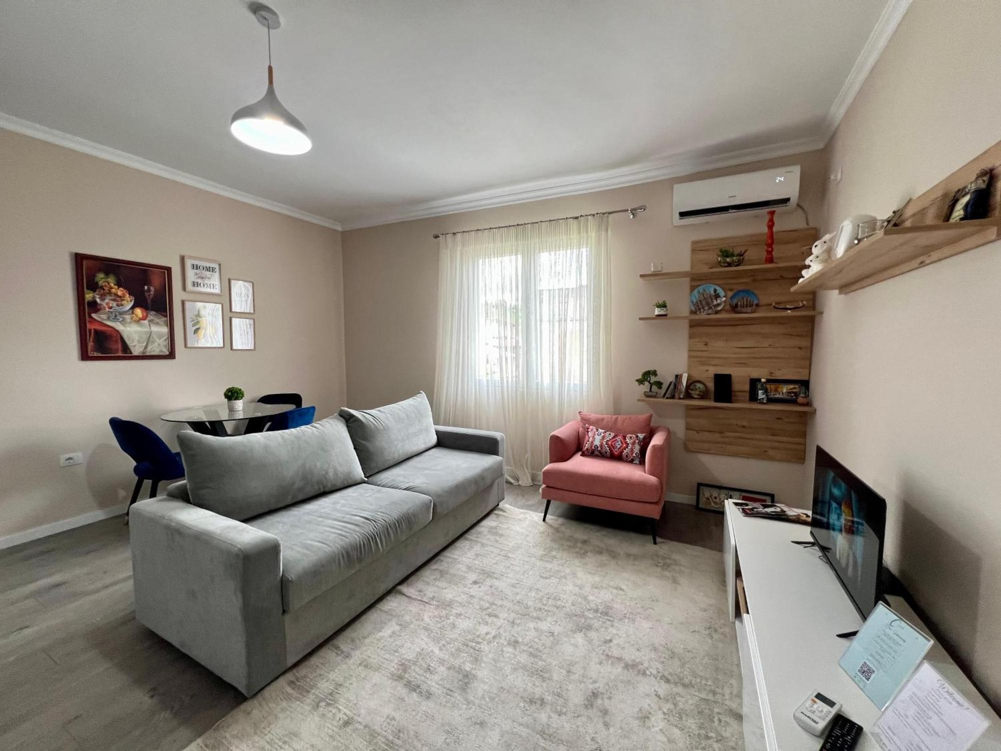 Cozy Flat Near Air Albania Stadium 1 Тирана Екстериор снимка